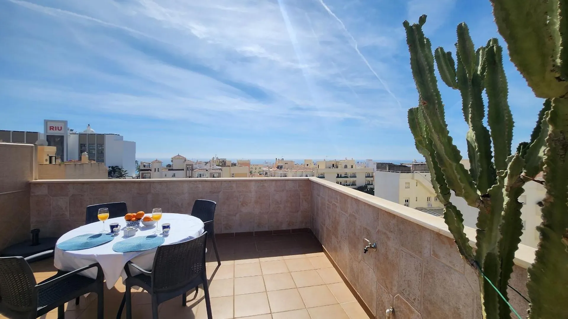 R1364 Cala De Nerja Apartment