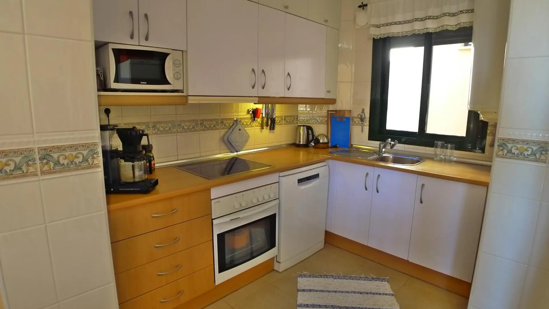 R1364 Cala De Nerja Apartment